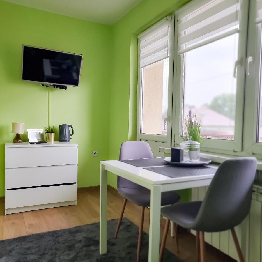 Fredry 15f Homestay